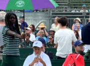 开云体育登录温网完胜戴维斯杯，西西帕斯统治全场