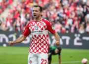 开云体育下载霍芬海姆队在联赛中展现出强大的实力