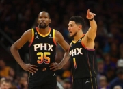 开云体育官方网站太阳队员在社交媒体引发热议，球队形象受损的简单介绍