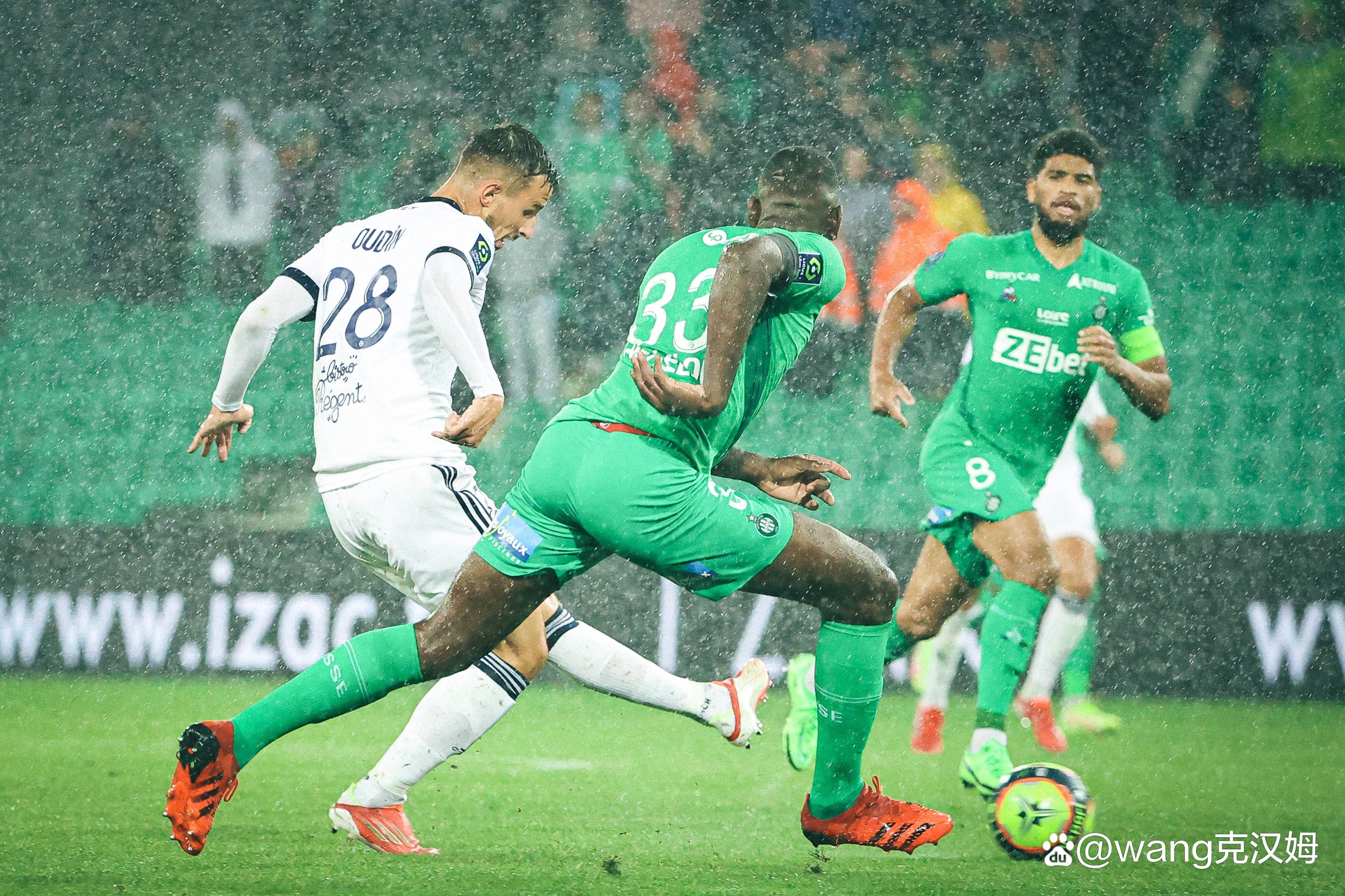 关于维罗纳遭遇惨败,保级形势岌岌可危的信息 关于维罗纳遭遇惨败,保级形势岌岌可危的信息