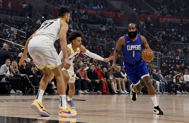 热火灵活的防守勇士的进攻体系毫无破绽的简单介绍 热火灵活的防守勇士的进攻体系毫无破绽的简单介绍