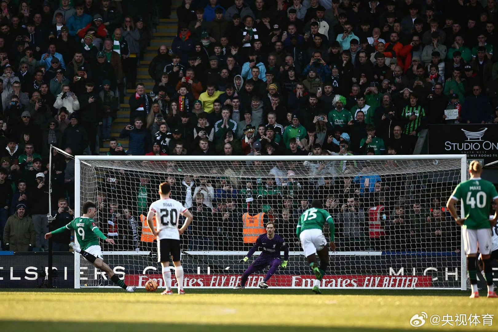 包含比利时队客场胜利，晋级形势一片大好的词条