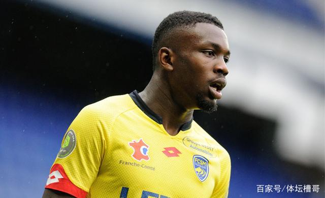 人队外线表现抢眼,青年军崭露头角!的简单介绍 人队外线表现抢眼,青年军崭露头角!的简单介绍