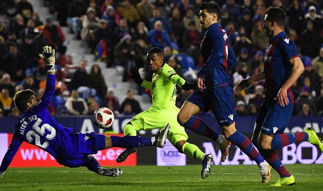 实力劣势球队逆袭，不败金身遭破的简单介绍