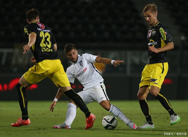 塞维利亚遭遇惨败，引发球迷不满