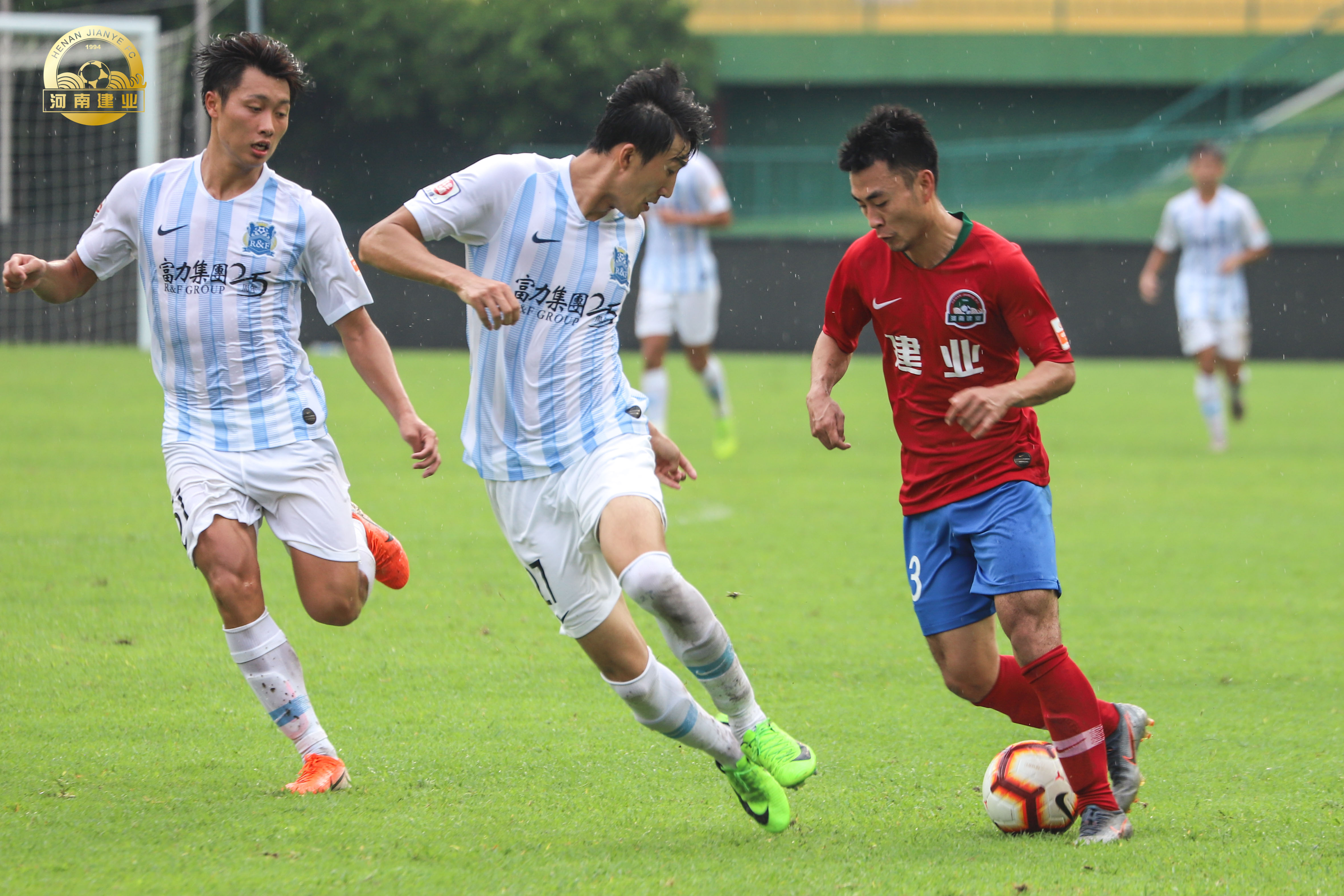 广州富力再胜河南建业,主场连胜气息弥漫的简单介绍 广州富力再胜河南建业,主场连胜气息弥漫的简单介绍