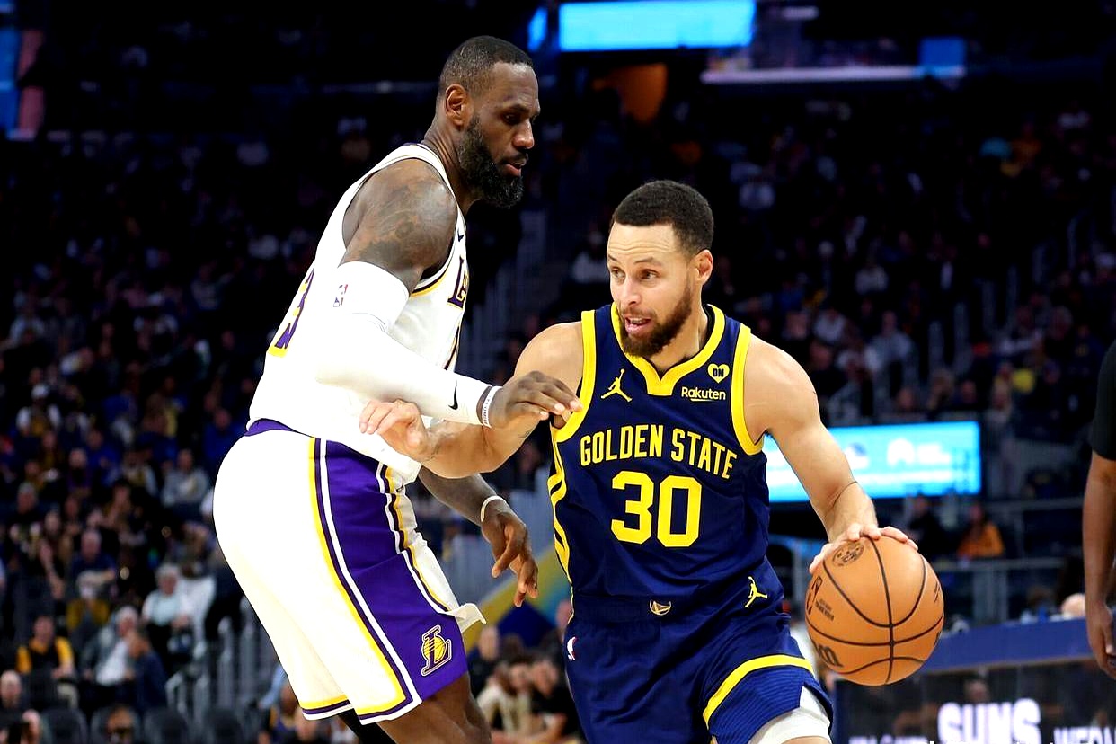 NBA两支豪门交手,湖人险胜勇士的简单介绍 NBA两支豪门交手,湖人险胜勇士的简单介绍